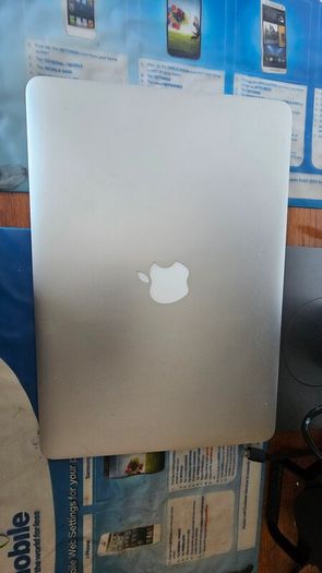 Mac Book