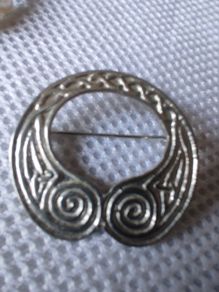 brooch