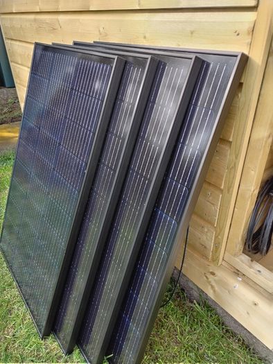 Ecoflow Solar Panel Bundle with Brackets
