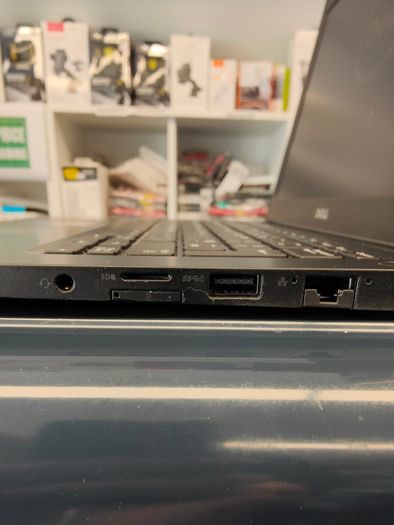Dell Latitude 7280 i5-7200U 16GB 512GB SSD  Windows 11 Pro 12.5"