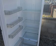 Electriq tall integrated fridge
