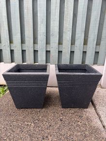 plastic plant pot