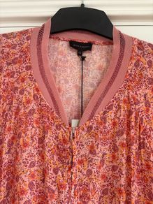 New with tags Ladies silk look lightweight bomber jacket or can be worn as blouse ( EVA Kayan )