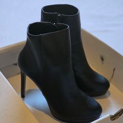 ALDO Overgamer Black Heeled Boots size 5