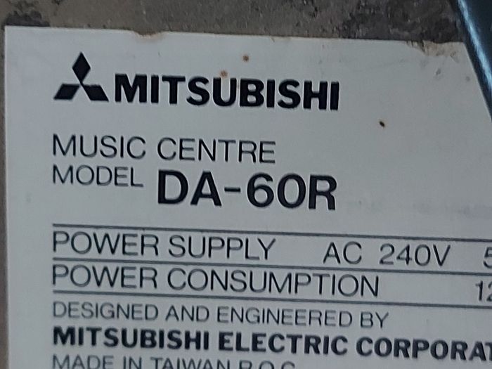 Mitsubishi Music Centre, Model DA-60R, Radio, CD, Tape, Phono, Aux, 2 Philips speakers included, in good condition for its age