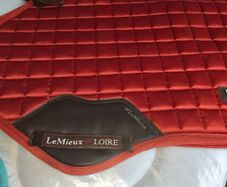 Le meiux saddle pad