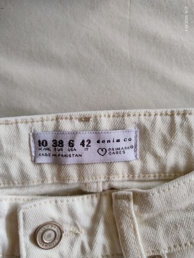 Women's cream jeans