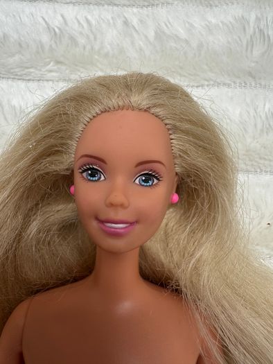 Vintage Body 1966 Mattel Barbie Blonde Hair Pink Earrings Ring Used Damaged Neck Dirty Please see pictures