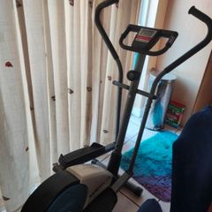 Cross Trainer