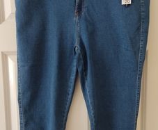 Dunnes Denim Three Quarter Lengths NEW with tags