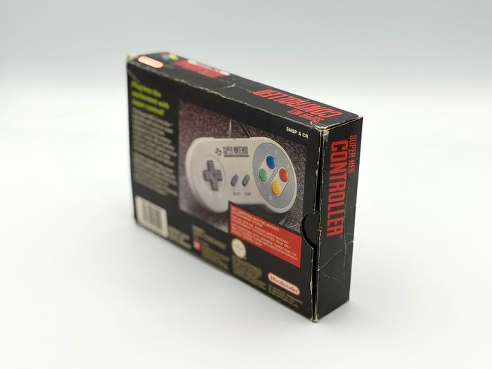 Nintendo SNES Official In-Store Promotional Controller Box