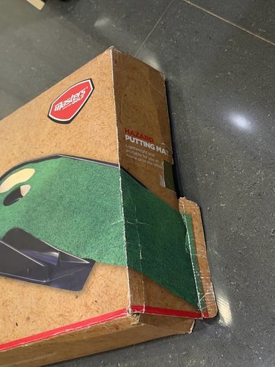 Masters Hazard Putting Mat