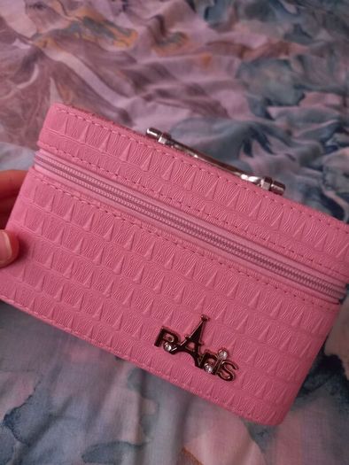 Makeup bag / cosmetic bag
