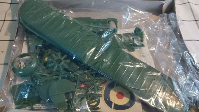 Revell Sopwith Camel,1/28 scale,1969