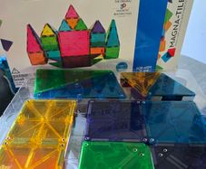 Magna-Tiles