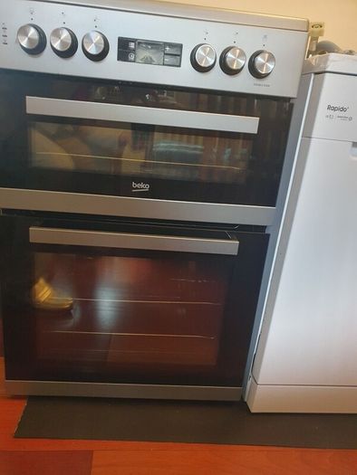 Slot in Beko Cooker