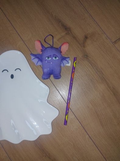 Only 2 Euro Each Picture!! - Halloween Items