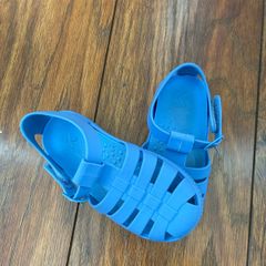 UK 11 Kidly jelly sandals