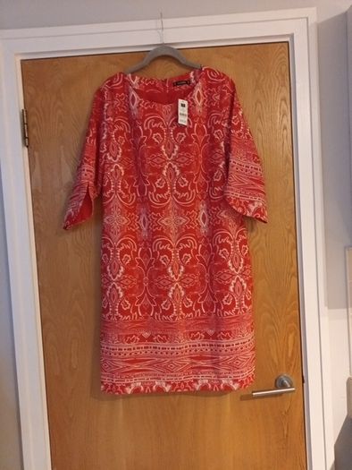 Dunnes Stores Coral Tulip Cuff Tunic Dress.. S.18.   B.N.W.T.