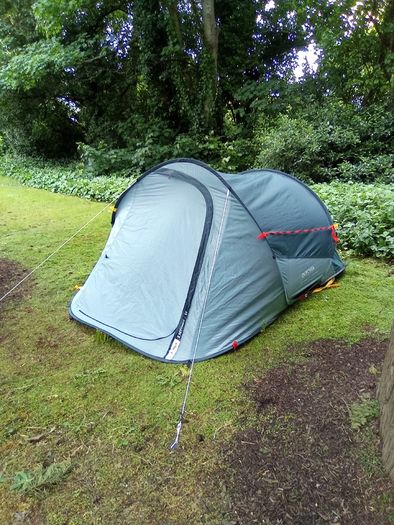 Quechua camping equipment bundle incl 2-person instant pop-up tent