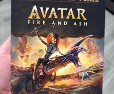 Avatar Fire and Ash 4K Ultra HD + Blu-ray + Blu-ray Bonus disc