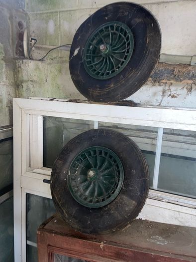 Wheels for cart