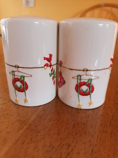 Xmas Salt/Pepper Shakers