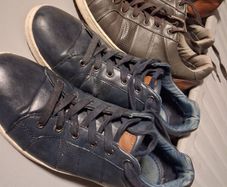 Mens shoes