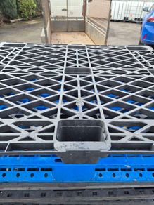 plastic pallets