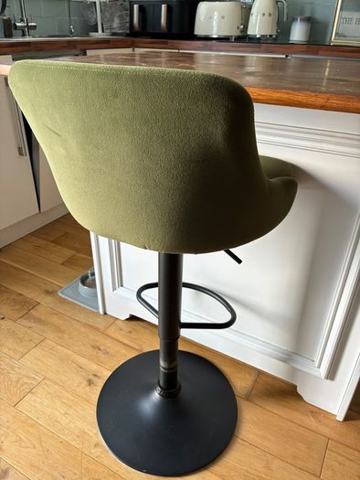 Green Bar Stool / Barstool