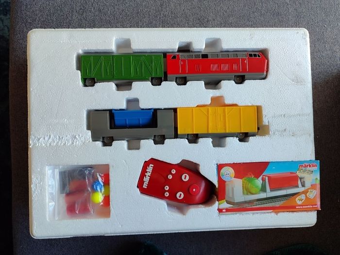 Marklin My World Freight Train Starter Set 29210 Locomotive Train Tracks Tested 2012