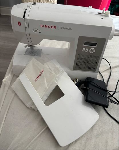 SINGER Brilliance 6180 Sewing Machine