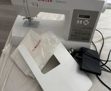 SINGER Brilliance 6180 Sewing Machine