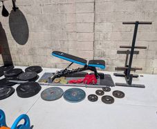 Home gym set up & 200 kg of weights Olympic etc