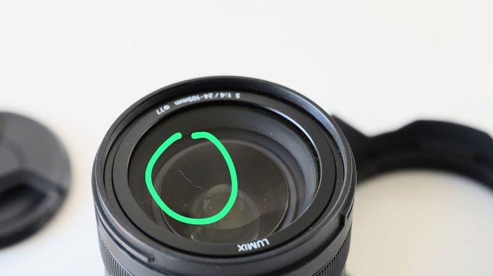 Lumix 24-105 F4 - Read The Ad Fully