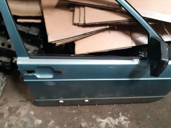 Door mercedes w201 190