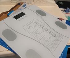 Bluetooth smart scale