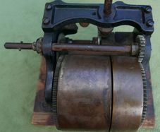 Antique Phonograph Motor - seems to work well