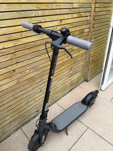 Segway ninebot F25 scooter for sale