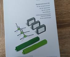 Roomba irobot accessories pack -BNIB