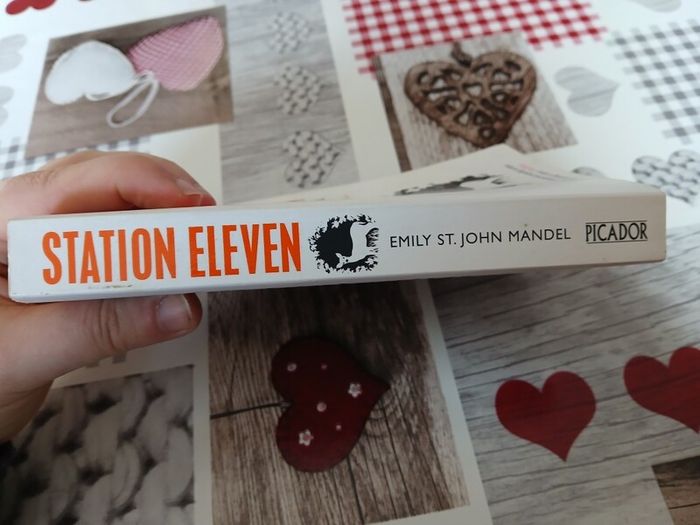 Station Eleven Emily St. John Mandel