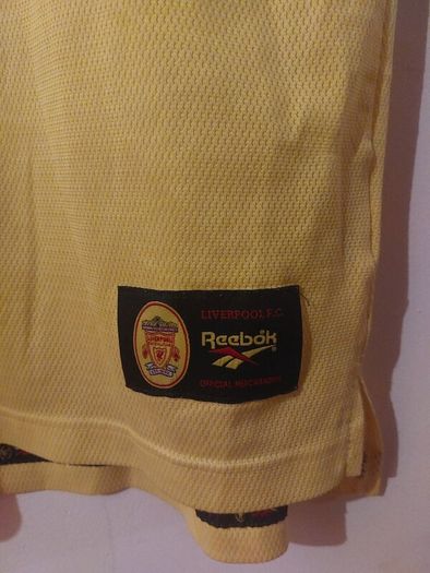liverpool 1997-1999 away jersey