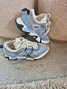 Official Off White Size 7