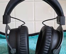 BEYERDYNAMIC DT1770 PRO Closed back headphones