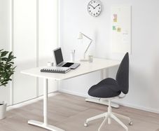 Ikea Bekant Desk