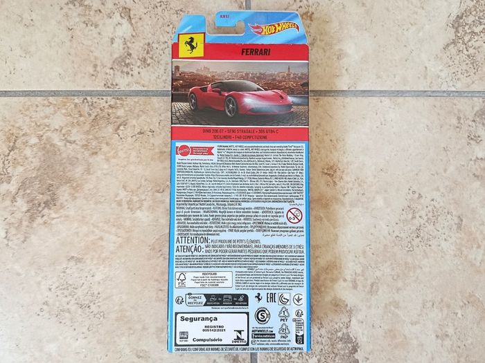 Hot Wheels 2026 Ferrari Red Cars die-cast 1:64 5-Pack (JLN12 JA10C) New & Sealed