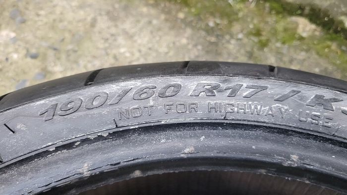 motorcycle tyre