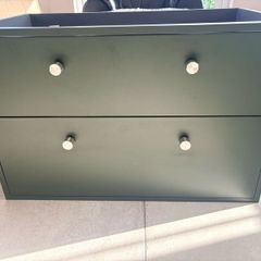 Wall mounted sink Unit