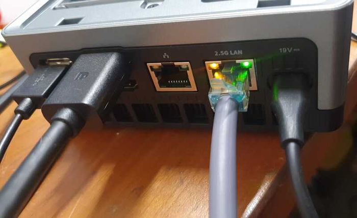 Minis Forum U820 Mini PC - i5 8th Gen | 16GB RAM | 256GB NVMe
