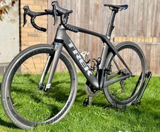 Trek Madone 9.0 Carbon Road Bike Size 54 Ultegra Aeolus